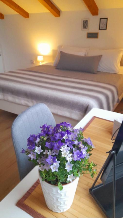 Apartman Diana,Free Parking Pula Exteriör bild