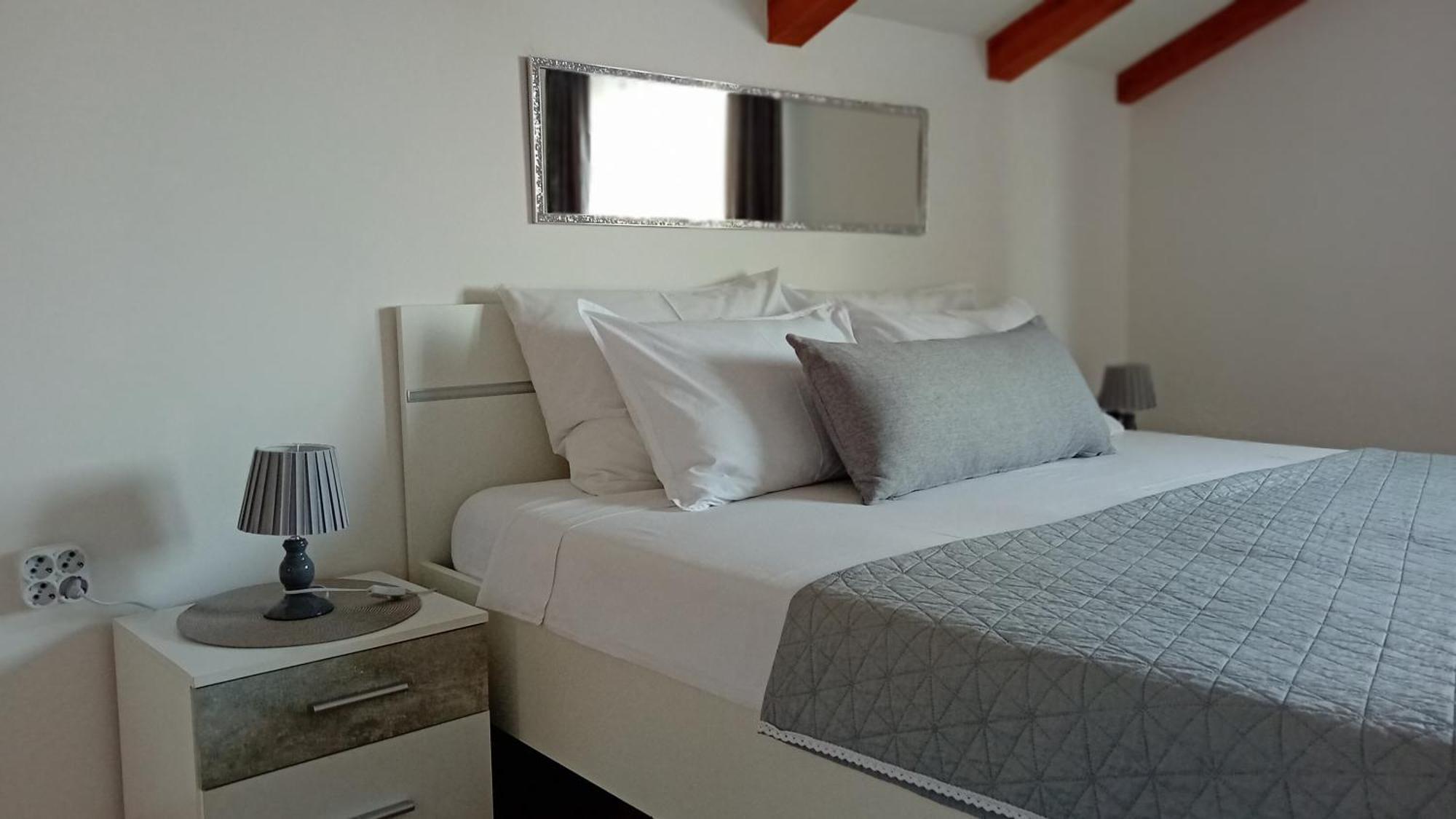 Apartman Diana,Free Parking Pula Exteriör bild