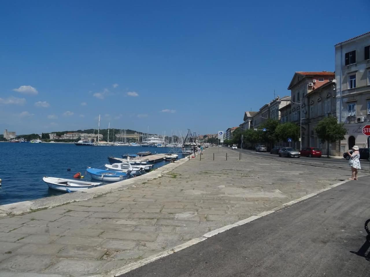 Apartman Diana,Free Parking Pula Exteriör bild